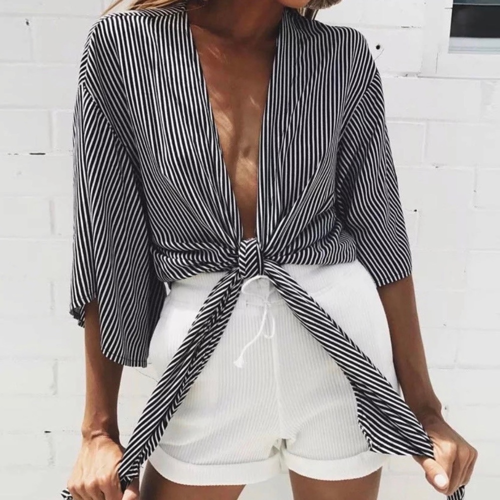 Deep V Tie Front Striped Top S/M/L - Picture 4 of 8